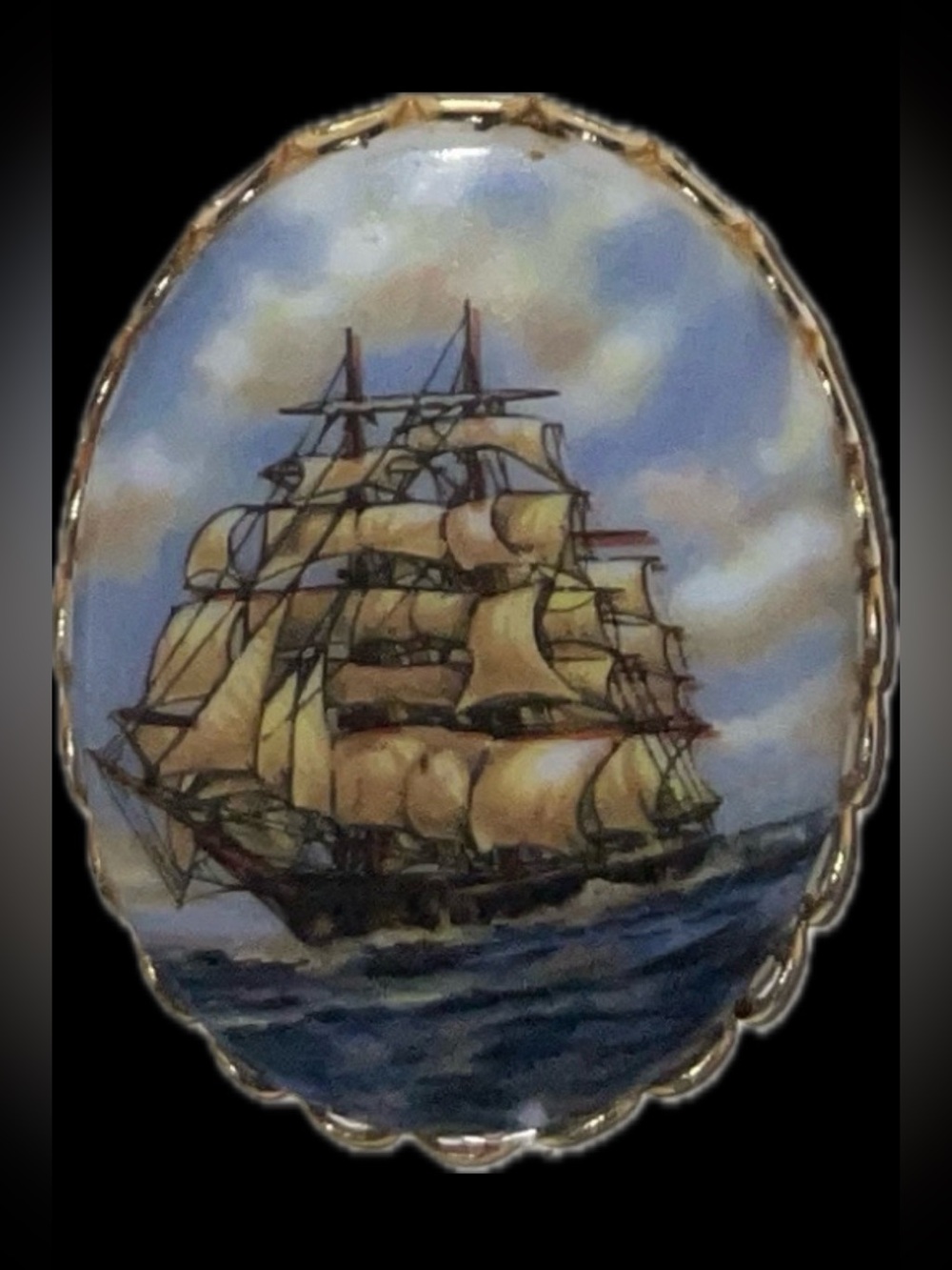 Vintage Hand-Painted Nautical Sailing boat Ship Oval Enamel Cabochon Brooch Pin - Picture 4 of 6